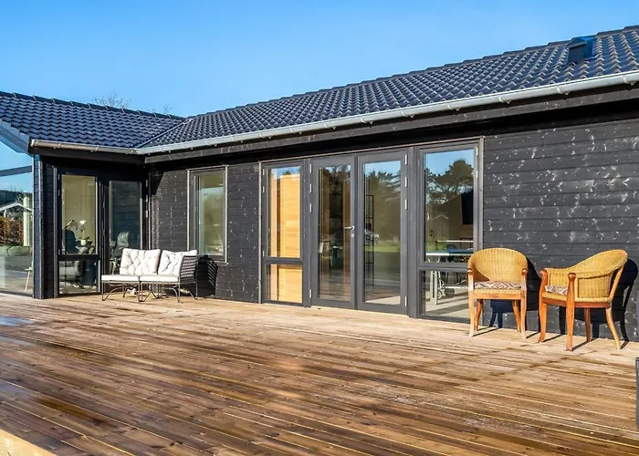 Daren - 700m From The Sea By Interhome Себю